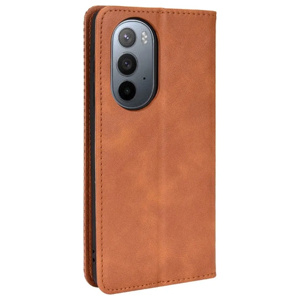 Bofink Vintage Motorola Edge X30 leather case - Brown