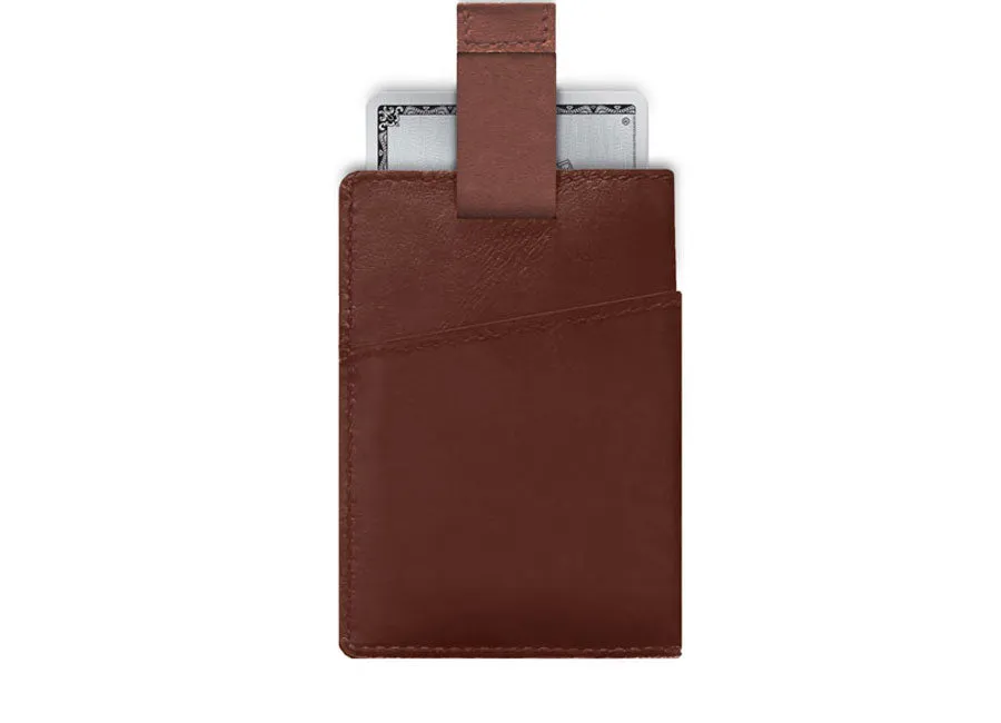 DAVEK CARDSLEEVE with pull tab for easy card access - BROWN