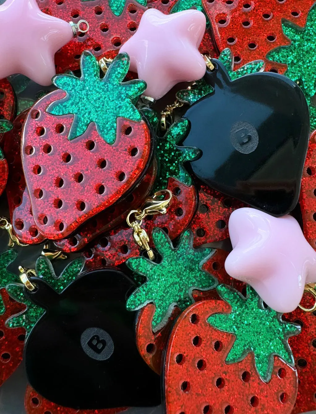 STRAWBERRY GIRL KEYCHAIN