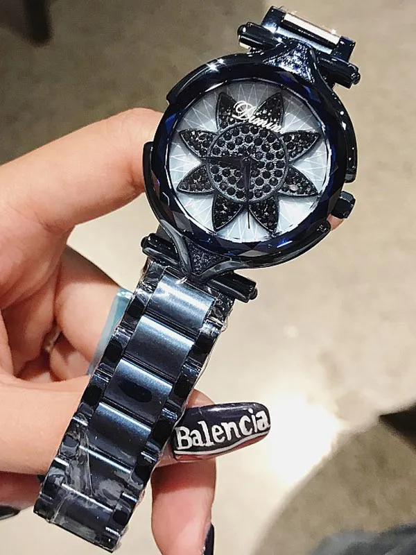 Sunflower Pattern Stainless Steel Women's Watch